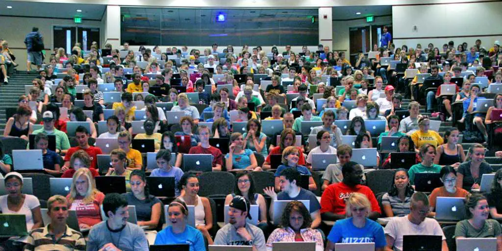 How to Stand Out in a Giant Lecture Hall