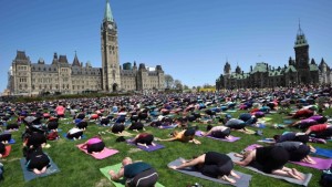 Students do yoga in Ottawa