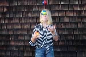 Get to Know Anna Fountain, the Amazing Juggling Woman