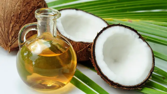 6 Self-Care Miracles, Brought to You by Coconut Oil