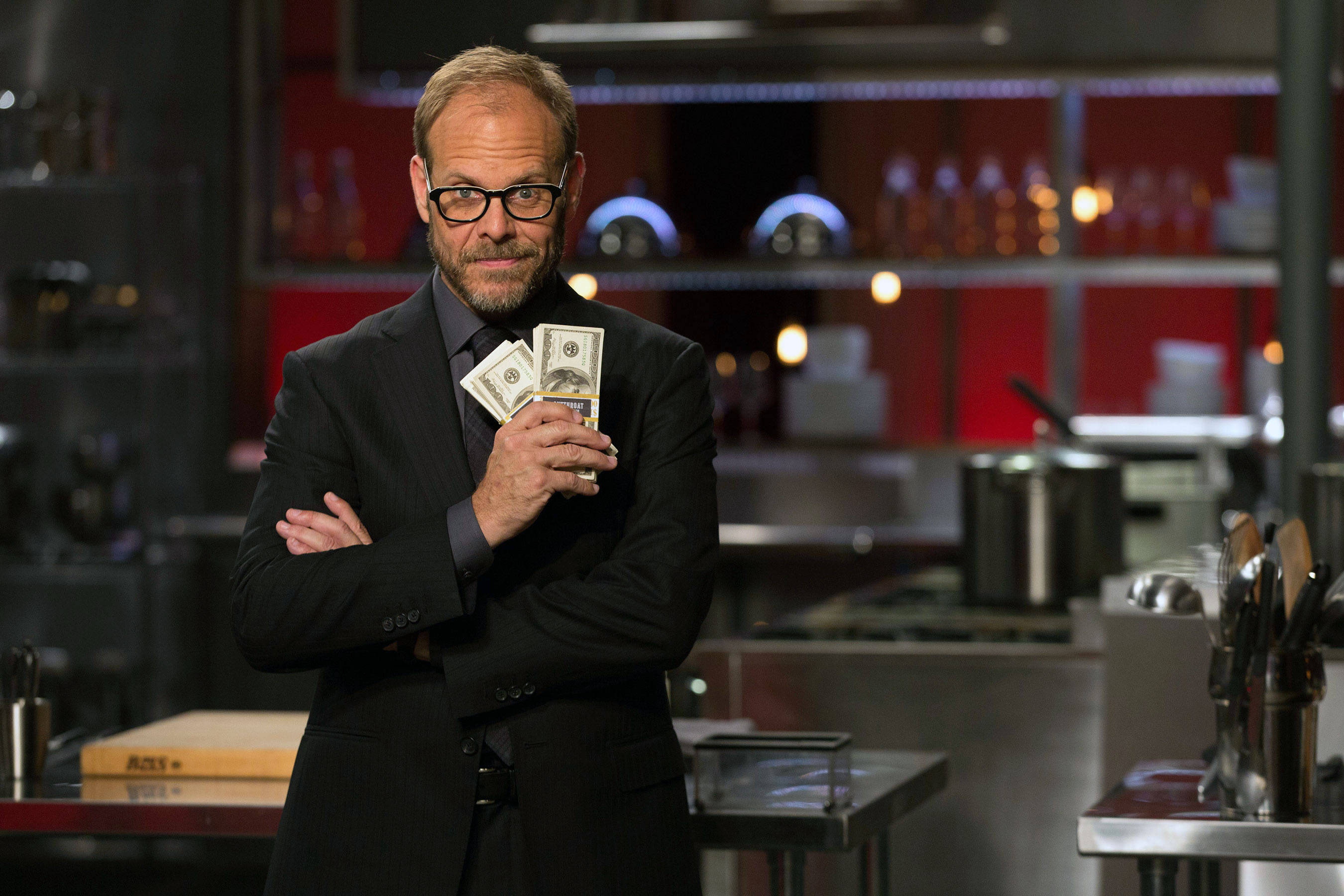 4 Reasons Why Alton Brown Makes “Cutthroat Kitchen” Better Than “Chopped”