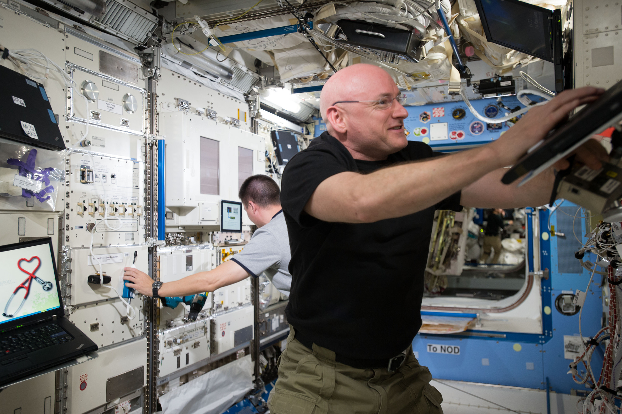 A Few Life Lessons from Record-Breaking Astronaut Scott Kelly