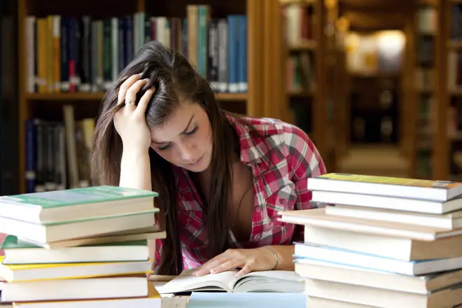 Are Colleges Doing Enough to Held Reduce Students' Stress During Finals?