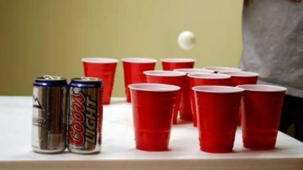 4 Drinking Games to Spice Up Your Weekend