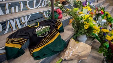 Humboldt athletic therapist becomes 16th to die after bus crash