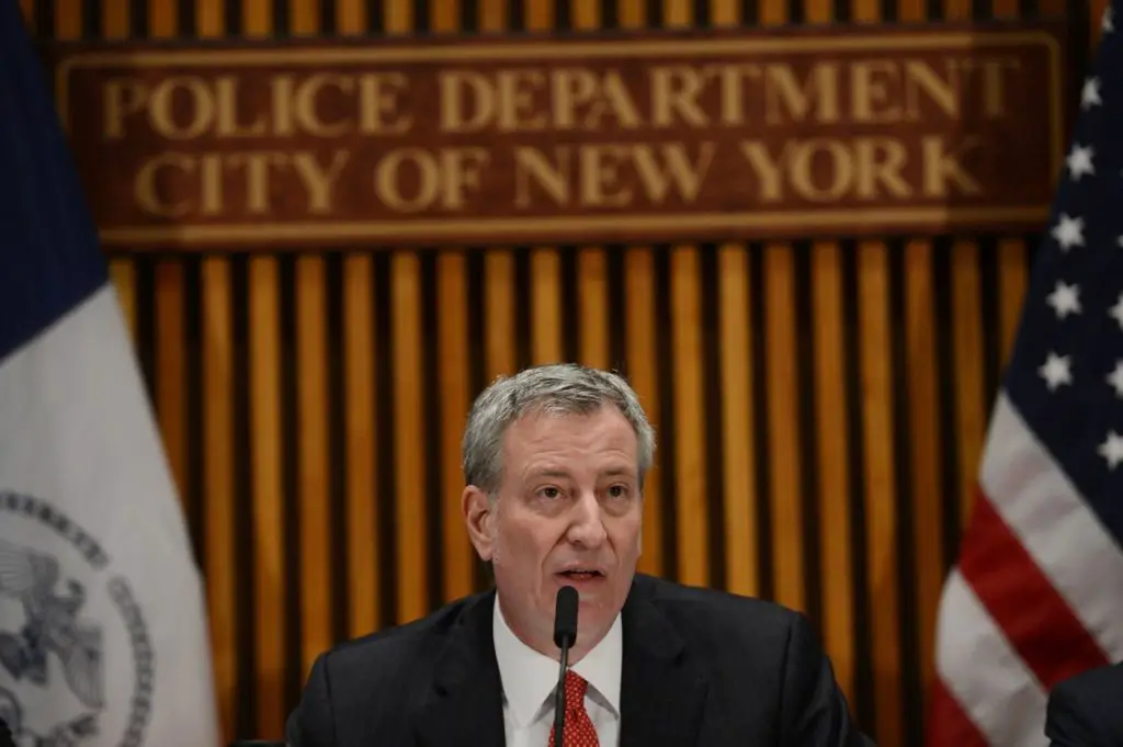 The Mayor of New York Says Smokes Up