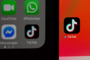 TikTok logo in article about Tony Lopez