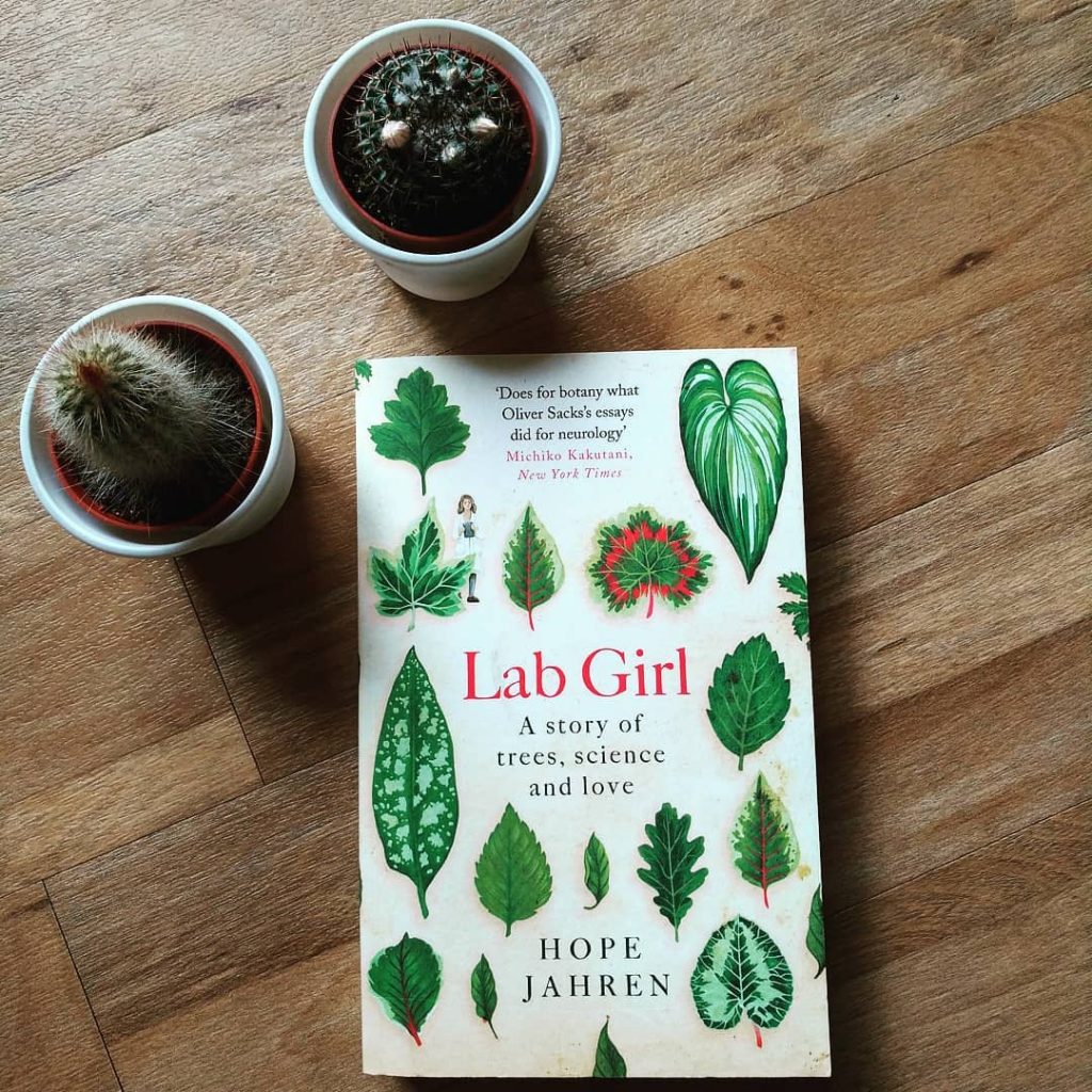 In an article about memoirs, a copy of Hope Jahren's Lab Girl