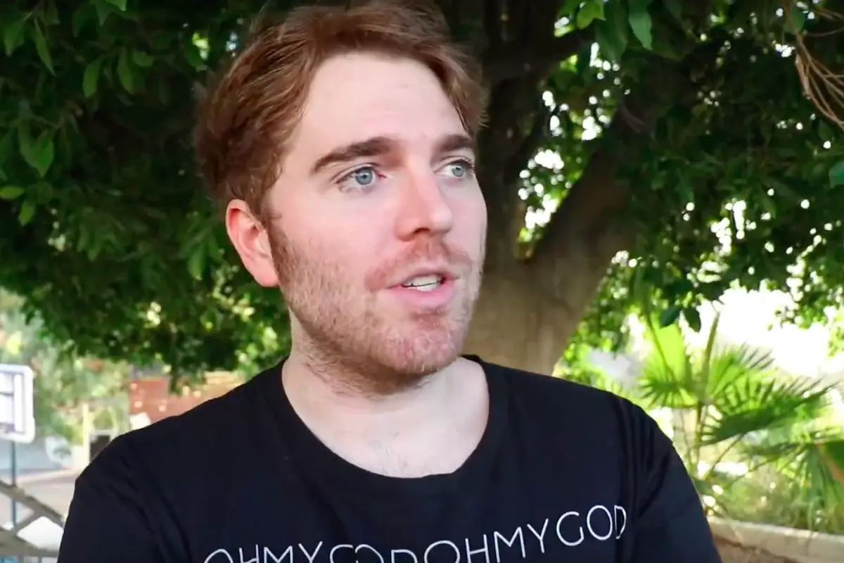 A screenshot of Shane Dawson from one of his many YouTube videos