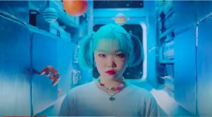 Lee Su-Hyun in the music video for Alien.