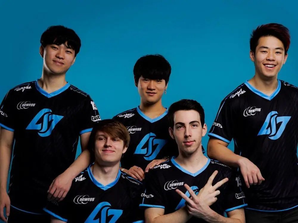 Five members of Counter Logic Gaming