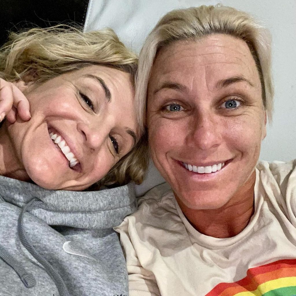 Glennon Doyle and Abby Wambach in article about book Untamed