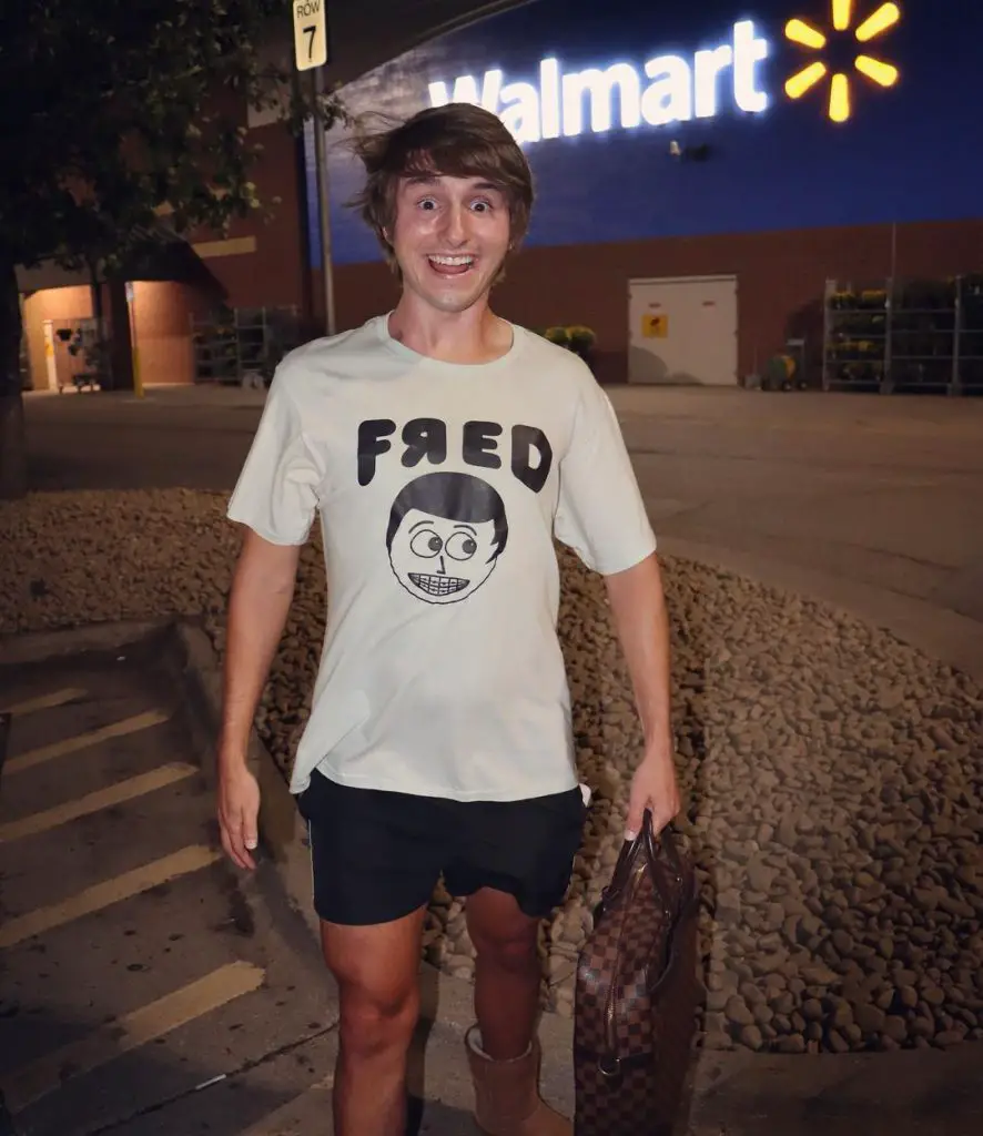 Lucas Cruikshank with a Fred Figglehorn shirt