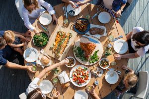 Image of customers dining in a restaurant.