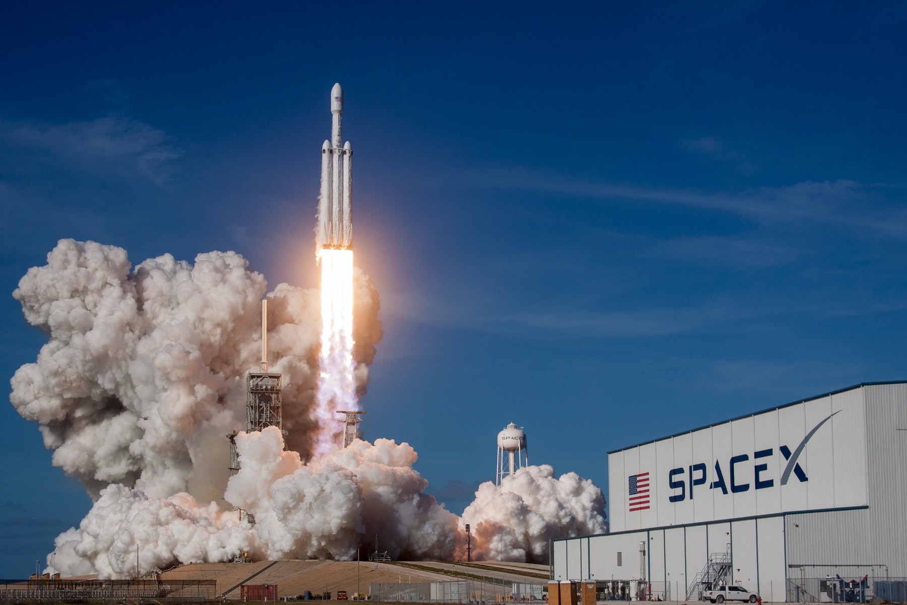 SpaceX rocket taking off for an article about private space programs.