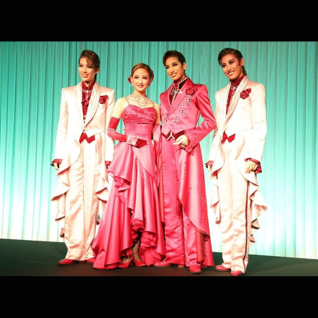 four Takarazuka performers