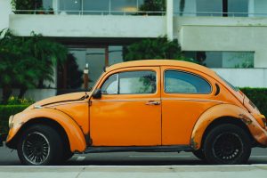 Photo of VW bug in article about car finance